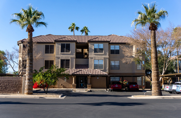 LaSolana Building 1 - Photo by Al Gableson